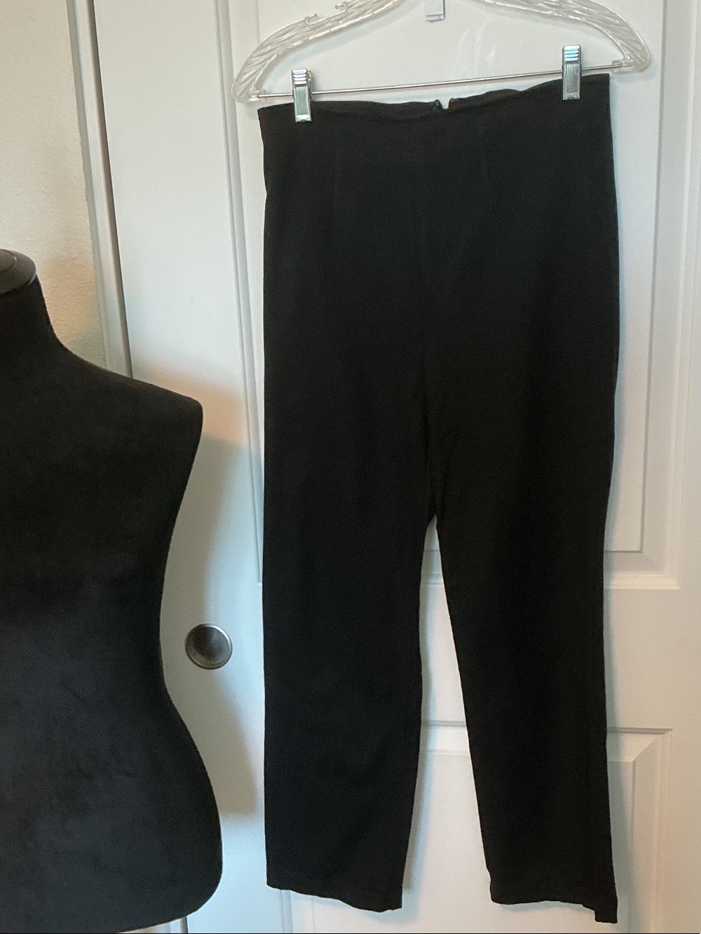 Reformation Women's Black Straight-Leg Pants 8